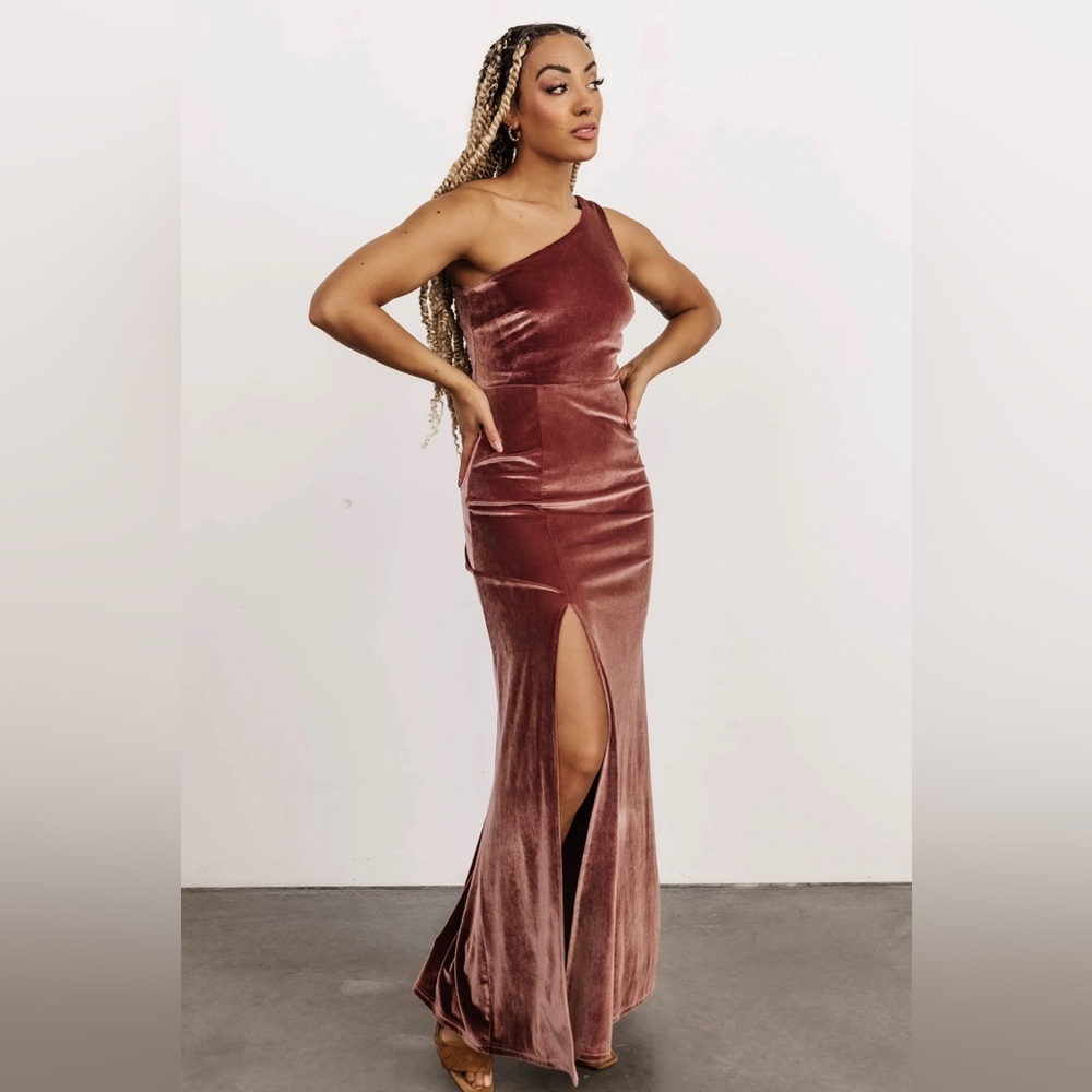Rose colored one shoulder maxi dress from Baltic Born size medium